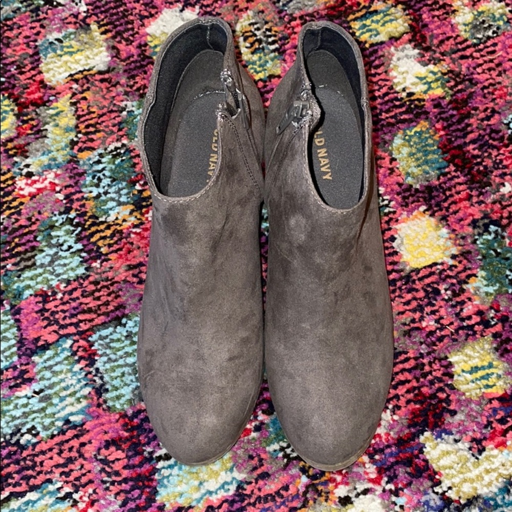 Old Navy Boots Size 8